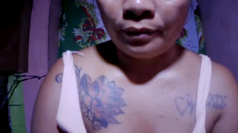 naughtymom_33 online show from June 16, 7:11 am
