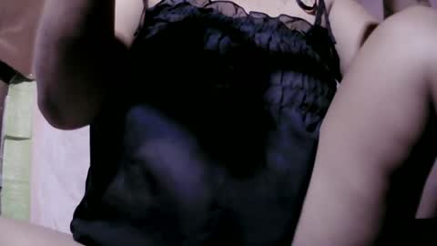 naughtymom_33 online show from June 30, 4:24 am