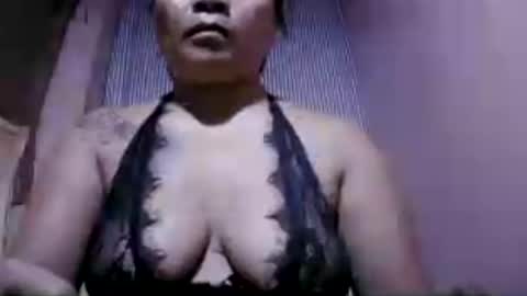 naughtymom_33 online show from July 16, 9:04 am