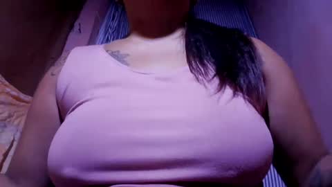 naughtymom_33 online show from July 27, 6:53 am