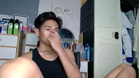 naughtyperfectasian4u online show from February 10, 11:14 am