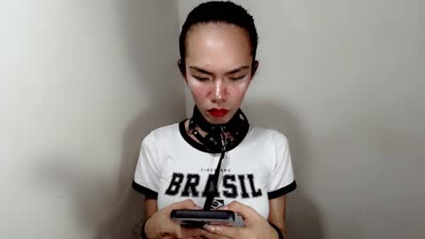 Snapshot of naughtypetiteangel chatting on November 11, 2:55 am naughtypetiteangel online show from November 11, 2:55 am