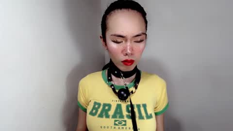 Snapshot of naughtypetiteangel chatting on November 24, 11:48 pm naughtypetiteangel online show from November 24, 11:48 pm