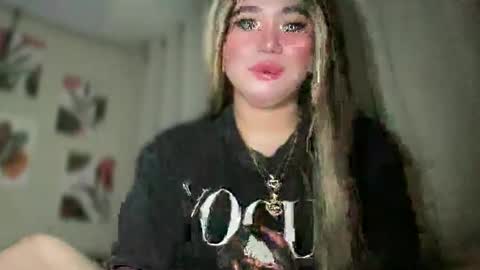 Rose Wilson online show from December 21, 5:14 am