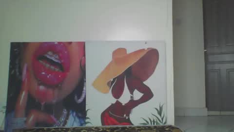 Snapshot of naughtyruby12 chatting on December 1, 9:25 am shyreen online show from December 1, 9:25 am