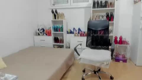 Snapshot of naughtysabine1 chatting on May 10, 6:13 pm naughtysabine1 online show from May 10, 6:13 pm