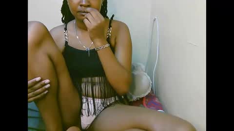 naughtyqueen online show from November 17, 1:22 am