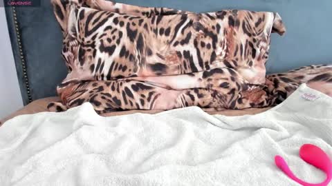 Aryna online show from September 17, 7:10 am