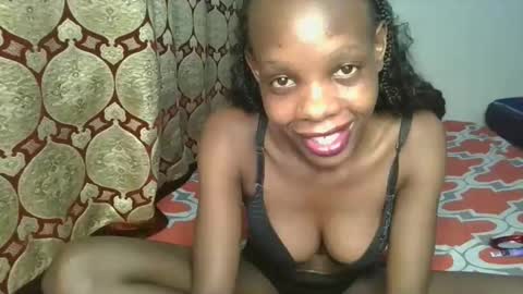 Snapshot of naughtysweetpie chatting on December 1, 10:31 am naughty online show from December 1, 10:31 am