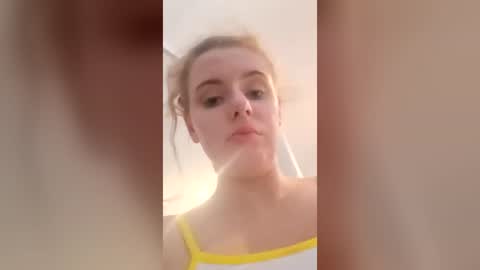 Snapshot of naughtyt333n chatting on July 16, 3:23 am Naughty Jess online show from July 16, 3:23 am