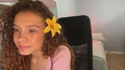 Arantxa online show from December 19, 4:25 pm