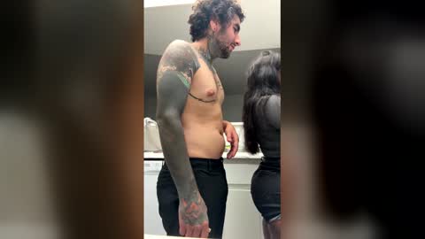 Snapshot of nawfamimgreat chatting on December 19, 3:24 am nawfamimgreat online show from December 19, 3:24 am