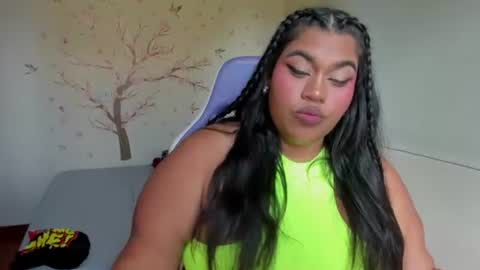 Snapshot of nayara_hinny chatting on July 5, 8:49 pm nayara_hinny online show from July 5, 8:49 pm