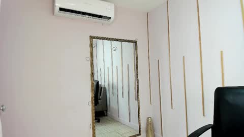 Nayaris 3 online show from February 18, 6:48 pm