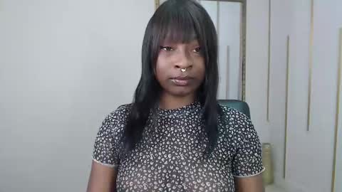 Nayaris 3 online show from April 24, 3:47 pm