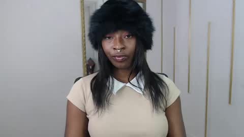Nayaris 3 online show from April 25, 1:41 pm