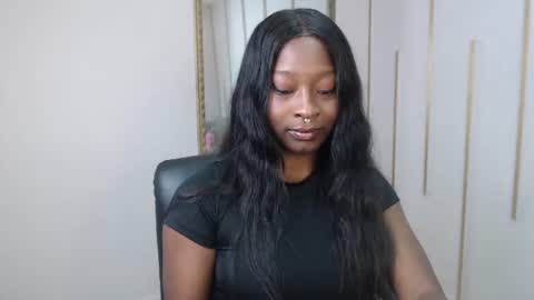 Snapshot of nayariskaya chatting on June 16, 3:47 pm Nayaris 3 online show from June 16, 3:47 pm