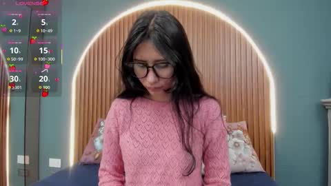 Snapshot of nayecloud chatting on November 27, 3:52 am Naye online show from November 27, 3:52 am