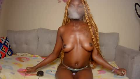 Snapshot of nayela_ chatting on July 31, 11:48 pm nayela_ online show from July 31, 11:48 pm