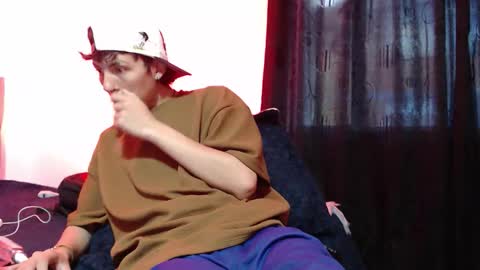 Im Nayton online show from November 26, 11:22 am