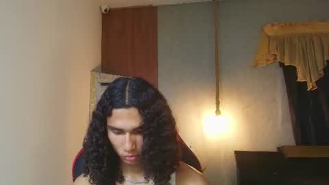 Snapshot of nazper_ chatting on August 5, 4:43 pm Nazper online show from August 5, 4:43 pm