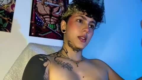 nazzz10 online show from January 11, 1:32 am