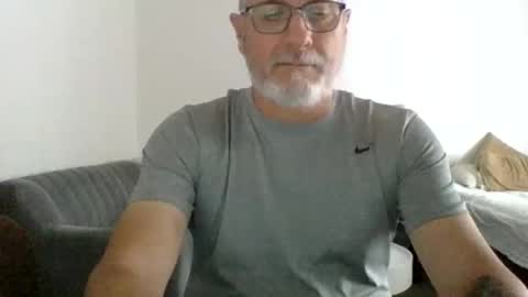 Snapshot of neckdown12 chatting on February 8, 8:01 pm neckdown12 online show from February 8, 8:01 pm