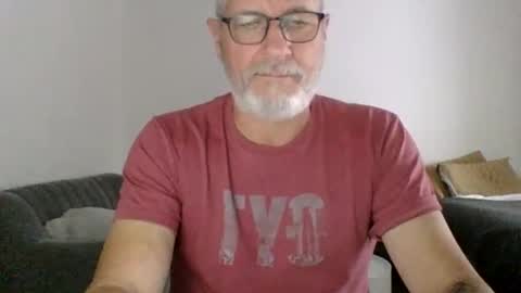 Snapshot of neckdown12 chatting on February 20, 9:04 pm neckdown12 online show from February 20, 9:04 pm