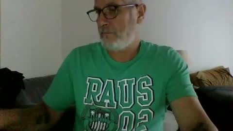 Snapshot of neckdown12 chatting on March 20, 8:46 pm neckdown12 online show from March 20, 8:46 pm