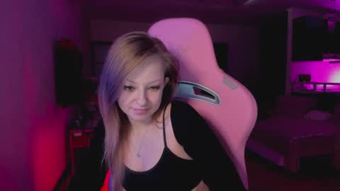 m a r i a online show from March 7, 10:21 pm