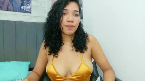 Snapshot of neferbusty chatting on September 22, 1:46 pm Neifer online show from September 22, 1:46 pm