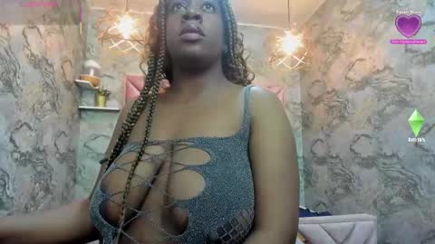 Snapshot of neffertiry_ebonny chatting on September 10, 5:24 pm Nefer online show from September 10, 5:24 pm