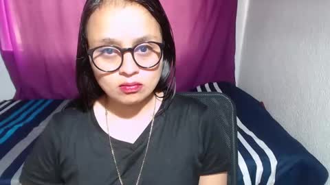 Snapshot of negrita_25 chatting on September 13, 2:39 pm Zoe online show from September 13, 2:39 pm