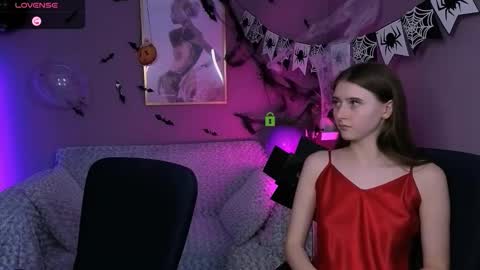 Meow online show from October 23, 12:10 am