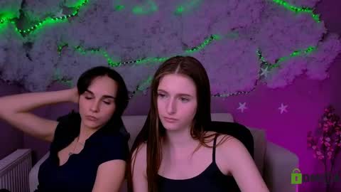 Snapshot of nekky_mouse chatting on May 11, 2:45 pm Meow online show from May 11, 2:45 pm