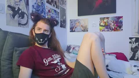 Snapshot of neko_nyaaa chatting on October 12, 12:48 pm Neko online show from October 12, 12:48 pm