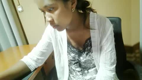 Snapshot of nelia_84 chatting on May 8, 3:12 am nelia_84 online show from May 8, 3:12 am