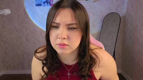 nelie_evans online show from April 17, 9:12 am