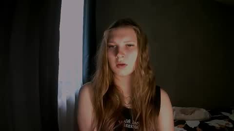 Snapshot of nelli_lux chatting on November 28, 5:43 am Nelli online show from November 28, 5:43 am