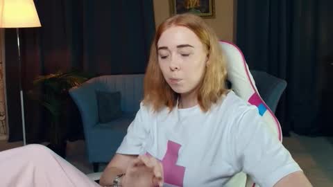 Snapshot of nelliemathers chatting on November 29, 8:01 pm Nelli online show from November 29, 8:01 pm