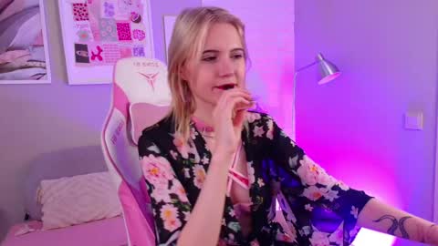 Nelly online show from March 10, 12:29 am