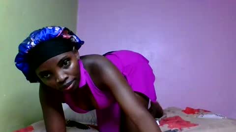 Snapshot of nelly_ebony5 chatting on June 30, 12:17 pm nelly_ebony5 online show from June 30, 12:17 pm