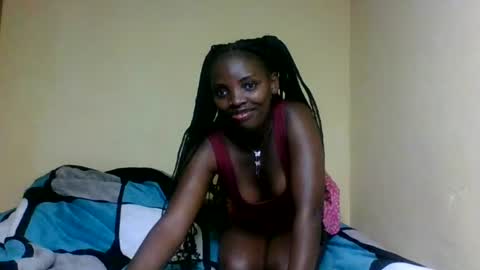 Snapshot of nelly_ebony5 chatting on July 16, 4:24 pm nelly_ebony5 online show from July 16, 4:24 pm