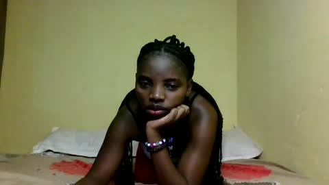 Snapshot of nelly_ebony5 chatting on July 21, 2:14 am nelly_ebony5 online show from July 21, 2:14 am