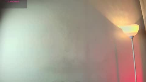 nelly online show from February 6, 12:19 pm