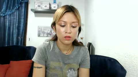 Snapshot of nena_lov chatting on February 23, 10:42 pm Star online show from February 23, 10:42 pm