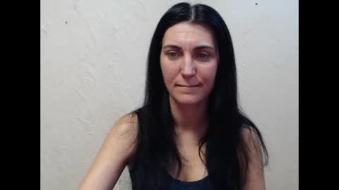 Nensy online show from February 19, 2:23 pm