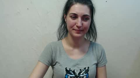 Nensy online show from March 4, 1:38 pm