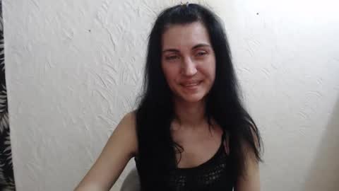 Nensy online show from April 7, 2:50 pm