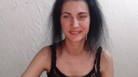 Snapshot of nensyfay_ chatting on June 18, 3:27 pm Nensy online show from June 18, 3:27 pm
